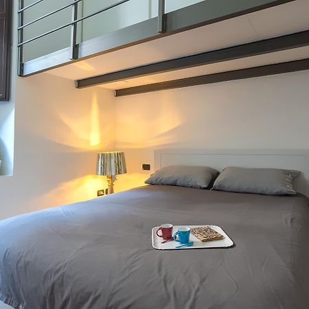 Life Is Beautiful Design Loft Navigli Romolo, Netflix, Wifi, Ac And Street Parking Apartment Milano Exterior foto